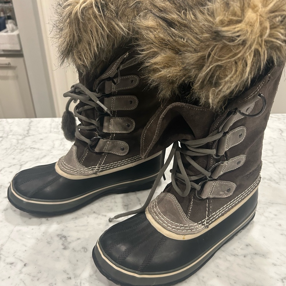 Meghan Markle Sorel Women's Lace Up Boots - Brown and Gray - Picture 6 of 8